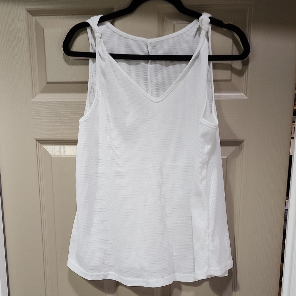 SHEIN White Textured Tank Top